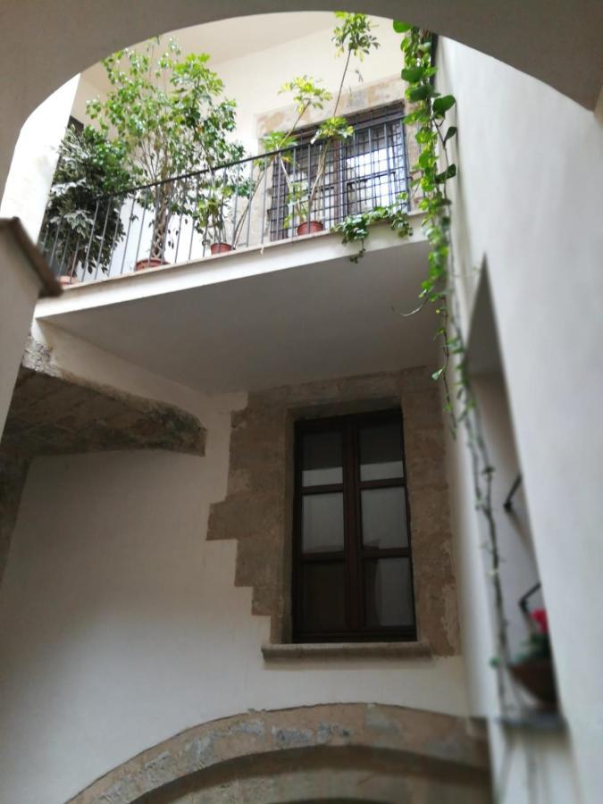 "Guttuso Tribute Suite" Experience Apartment Παλέρμο Εξωτερικό φωτογραφία